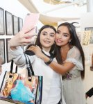 Vice-President of Heydar Aliyev Foundation Leyla Aliyeva views “Live Life” exhibition (PHOTO)