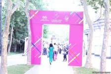В центре Баку созданы квартал гончарного дела, деревня ковроткачества, поселок медников (ФОТО)