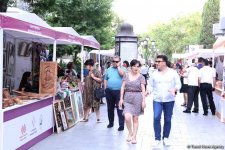 В центре Баку созданы квартал гончарного дела, деревня ковроткачества, поселок медников (ФОТО)