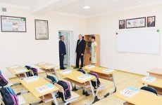 Президент Азербайджана Ильхам Алиев и Первая леди Мехрибан Алиева приняли участие в открытии жилого комплекса для вынужденных переселенцев в Пираллахи (ФОТО) (версия 3)