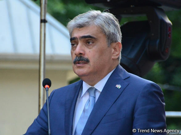 Министр финансов Азербайджана о повышении заложенной в госбюджете цены на нефть