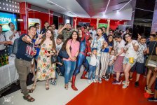 В Баку на каникулы приехал Человек-паук и затянул в сети праздника (ФОТО)