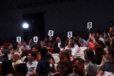Самыми веселыми и находчивыми бакинцами оказалась молодежь Ахмедлы (ФОТО