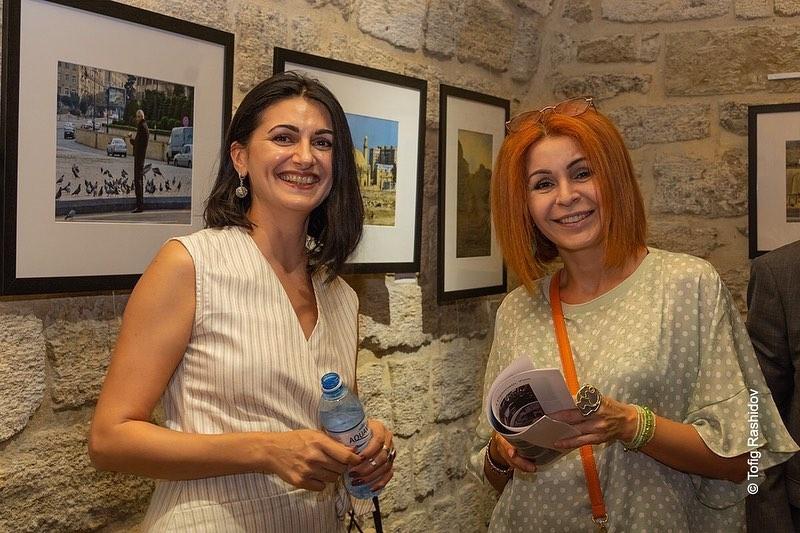 Представители дипломатических миссий фотографируют Баку - интересный проект (ФОТО)