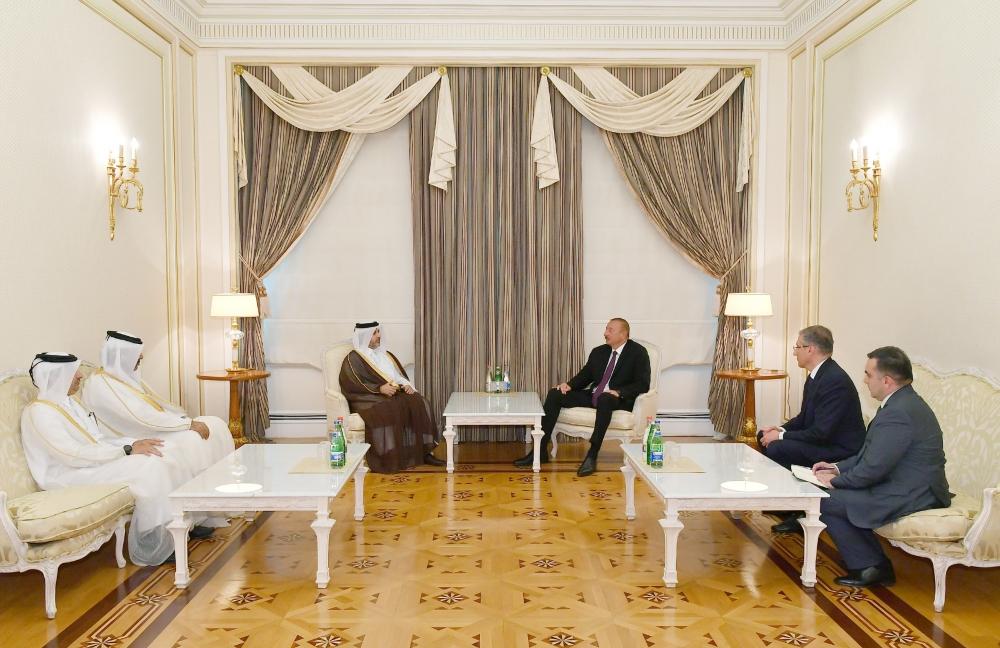 President Ilham Aliyev receives Qatari municipality, environment minister (PHOTO) (UPDATED)