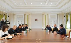 Президент Ильхам Алиев: Прибытие товарного поезда из Китая в Азербайджан - показатель хороших перспектив сотрудничества в экономической и транспортной сферах (ФОТО)