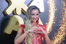 Самые яркие и необычные наряды звезд на красной дорожке  фестиваля "ЖАРА 2019" (ФОТО)