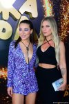 Красная дорожка фестиваля "ЖАРА 2019" в Баку: Звезды "нулевых" лет, или Вперед в прошлое (ФОТО, ВИДЕО)