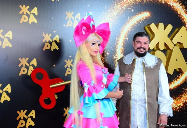 Поколение Z на красной дорожке фестиваля "ЖАРА 2019" – кумиры современной молодежи (ФОТО/ВИДЕО)
