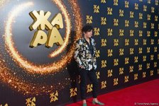 Поколение Z на красной дорожке фестиваля "ЖАРА 2019" – кумиры современной молодежи (ФОТО/ВИДЕО)
