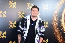 Поколение Z на красной дорожке фестиваля "ЖАРА 2019" – кумиры современной молодежи (ФОТО/ВИДЕО)