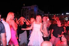 Каспий чуть не вышел из берегов…Танцуют все на фестивале "ЖАРА 2019" в Баку! (ФОТО)