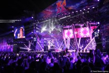 Каспий чуть не вышел из берегов…Танцуют все на фестивале "ЖАРА 2019" в Баку! (ФОТО)