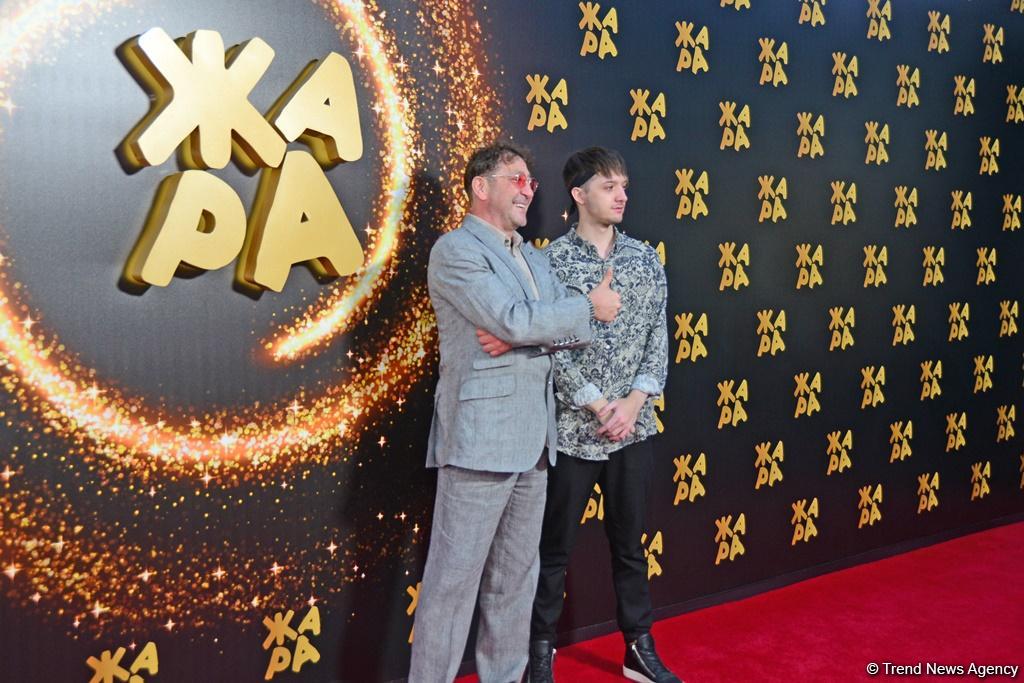 Поколение Z на красной дорожке фестиваля "ЖАРА 2019" – кумиры современной молодежи (ФОТО/ВИДЕО)