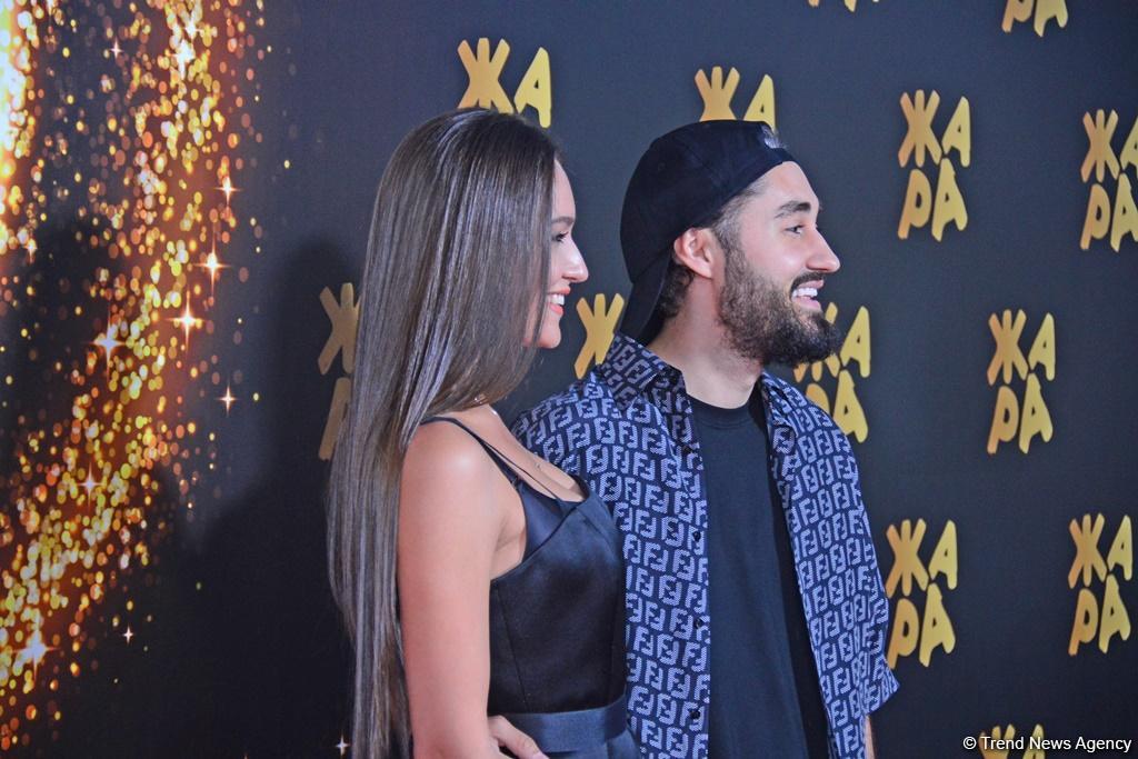 Поколение Z на красной дорожке фестиваля "ЖАРА 2019" – кумиры современной молодежи (ФОТО/ВИДЕО)