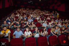 Громко! В Баку на показе "Форсаж" центром притяжения стали тюнингованные машины (ФОТО)