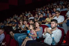 Громко! В Баку на показе "Форсаж" центром притяжения стали тюнингованные машины (ФОТО)