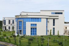 Azerbaijani president, first lady inaugurate Youth Center in Pirallahi district (PHOTO)