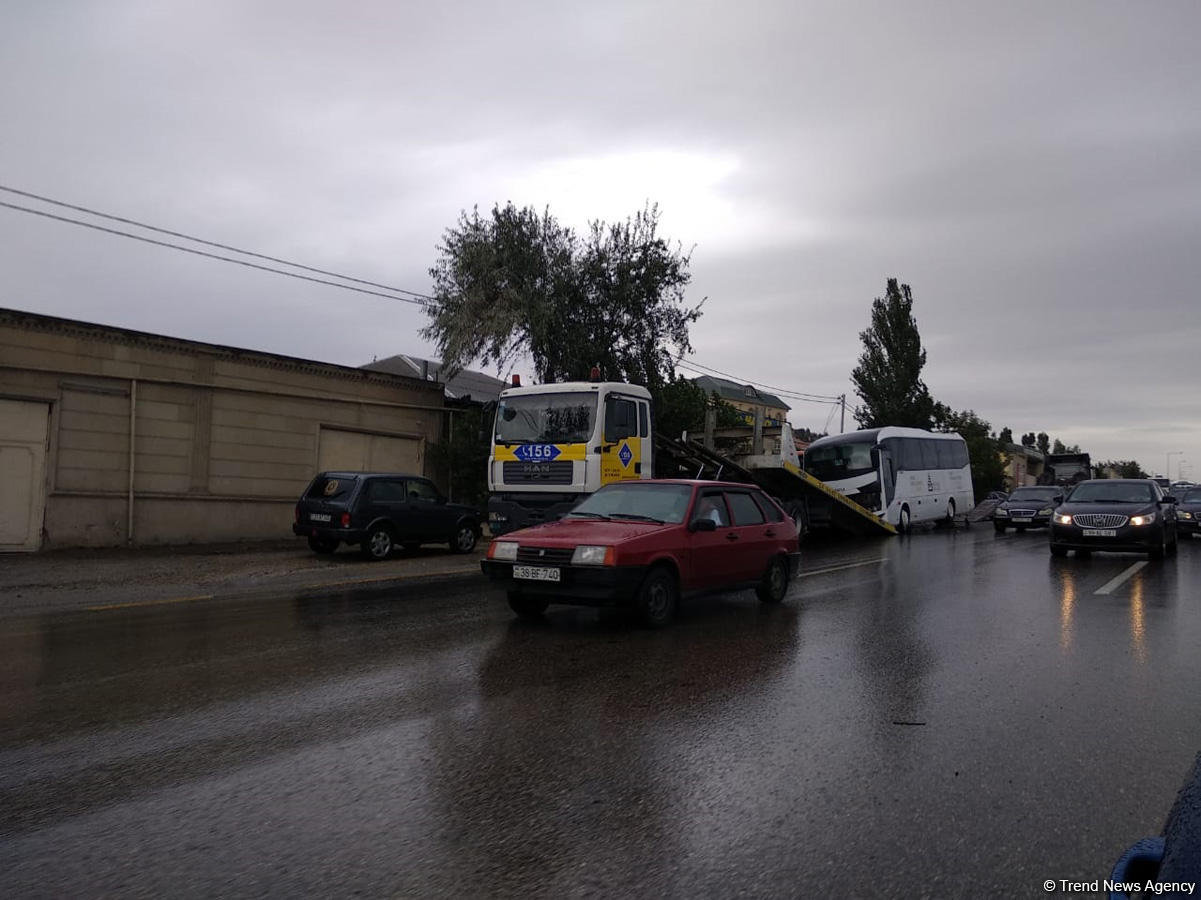 Подробности ДТП на трассе Баку-Сумгайыт