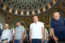 По случаю праздника Гурбан во всех мечетях Азербайджана совершен праздничный намаз (ФОТО)
