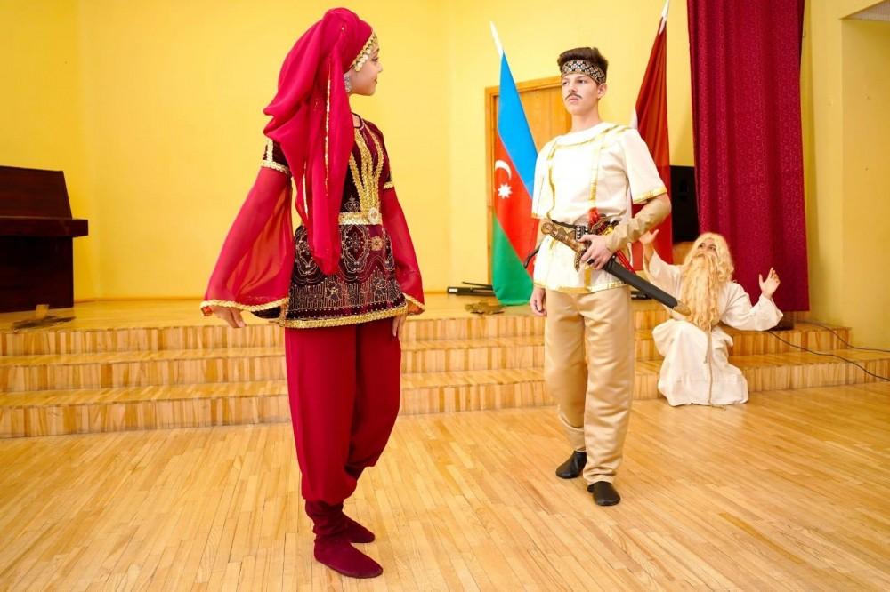 Рига-Стокгольм-Рига: представители Азербайджана участвуют в конкурсе на круизном лайнере (ФОТО)