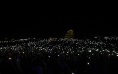 На грандиозном концерте перед Центром Гейдара Алиева присутствовало более 30 тыс. зрителей (ФОТО/ВИДЕО)