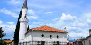 Создавая эффект настоящего белого поля… Азербайджанская поэзия в Монтенегро (ФОТО)