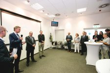 Красота Азербайджана в аэропорту Будапешта. Для всех пассажиров и жителей! (ФОТО)