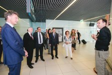 Красота Азербайджана в аэропорту Будапешта. Для всех пассажиров и жителей! (ФОТО)