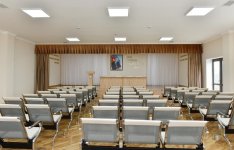 Президент Ильхам Алиев ознакомился с состоянием школы номер 101 в Сураханском районе Баку после капремонта и реконструкции  (ФОТО)