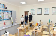 Президент Ильхам Алиев ознакомился с состоянием школы номер 101 в Сураханском районе Баку после капремонта и реконструкции  (ФОТО)