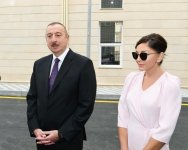 Президент Ильхам Алиев и Первая леди Мехрибан Алиева приняли участие в открытии нового учебного комплекса полной средней школы номер 300 в Бинагадинском районе Баку