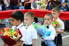 Полные радости и волнения мгновения Дня знаний в Баку (ФОТО)
