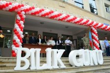 Полные радости и волнения мгновения Дня знаний в Баку (ФОТО)