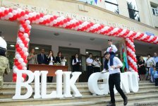 Полные радости и волнения мгновения Дня знаний в Баку (ФОТО)