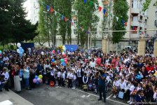 Полные радости и волнения мгновения Дня знаний в Баку (ФОТО)