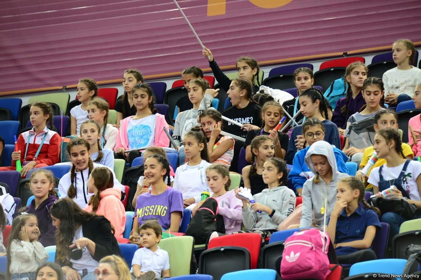 В Баку стартовал 37-й Чемпионат мира по художественной гимнастике (ФОТО)