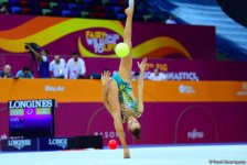 Лучшие моменты второго дня Чемпионата мира по художественной гимнастике в Баку (ФОТО)