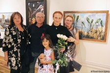 Российский дипломат Оксана Орлова воплотила свою любовь к Азербайджану в ярких картинах (ФОТО)