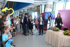 Gymnastic ribbon of Yana Batyrshina sold for 2,500 euros at auction in Baku (PHOTO)