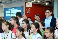 Gymnastic ribbon of Yana Batyrshina sold for 2,500 euros at auction in Baku (PHOTO)
