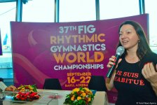 Gymnastic ribbon of Yana Batyrshina sold for 2,500 euros at auction in Baku (PHOTO)