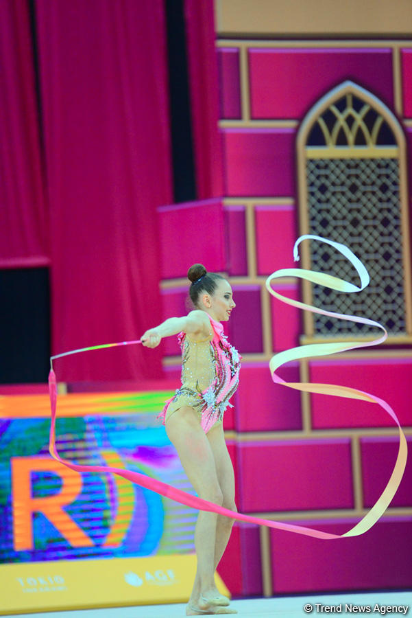 Best moments of Day 3 in 37th Rhythmic Gymnastics World Championships in Baku (PHOTO)