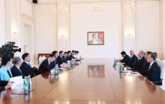 Президент Ильхам Алиев принял председателя Постоянного комитета Всекитайского собрания народных представителей (ФОТО)