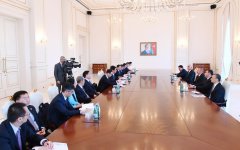 Президент Ильхам Алиев принял председателя Постоянного комитета Всекитайского собрания народных представителей (ФОТО)