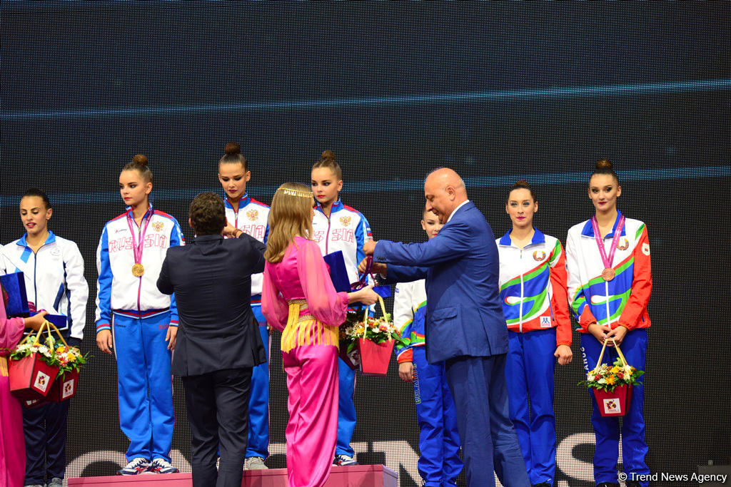 Awarding ceremony of winners of 37th Rhythmic Gymnastics World Championships held in Baku (PHOTO)