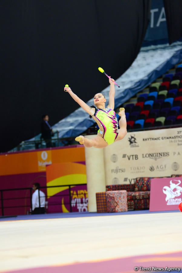 В Баку продолжаются финальные выступления многоборья в рамках Чемпионата мира по художественной гимнастике (ФОТО)