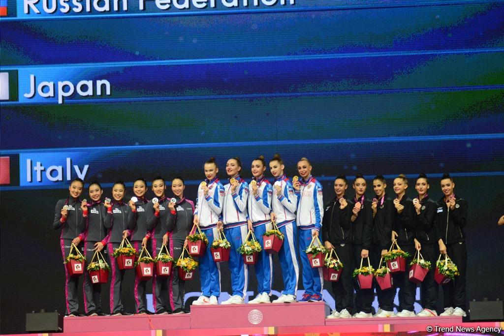 В Баку прошла церемония награждения победителей и призеров Чемпионата мира в групповых упражнениях (ФОТО)