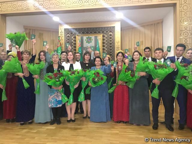 Over 8,000 stateless people received Turkmen passport in recent years (PHOTO)