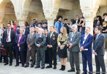 В рамках Фестиваля Насими во Дворце Ширваншахов открылась выставка İrfani sirlər (ФОТО)